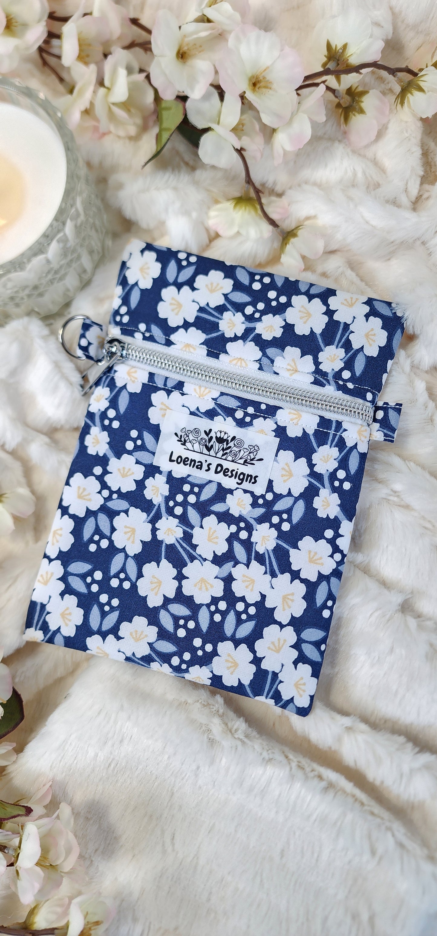 White Cosmos Diamond Painting Pen Fabric Case